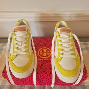 Tory Burch Size 7 1/2 Leather w/Yellow Suede